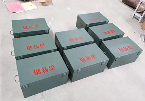 西藏炸药箱和雷管箱一般是怎么存放的？